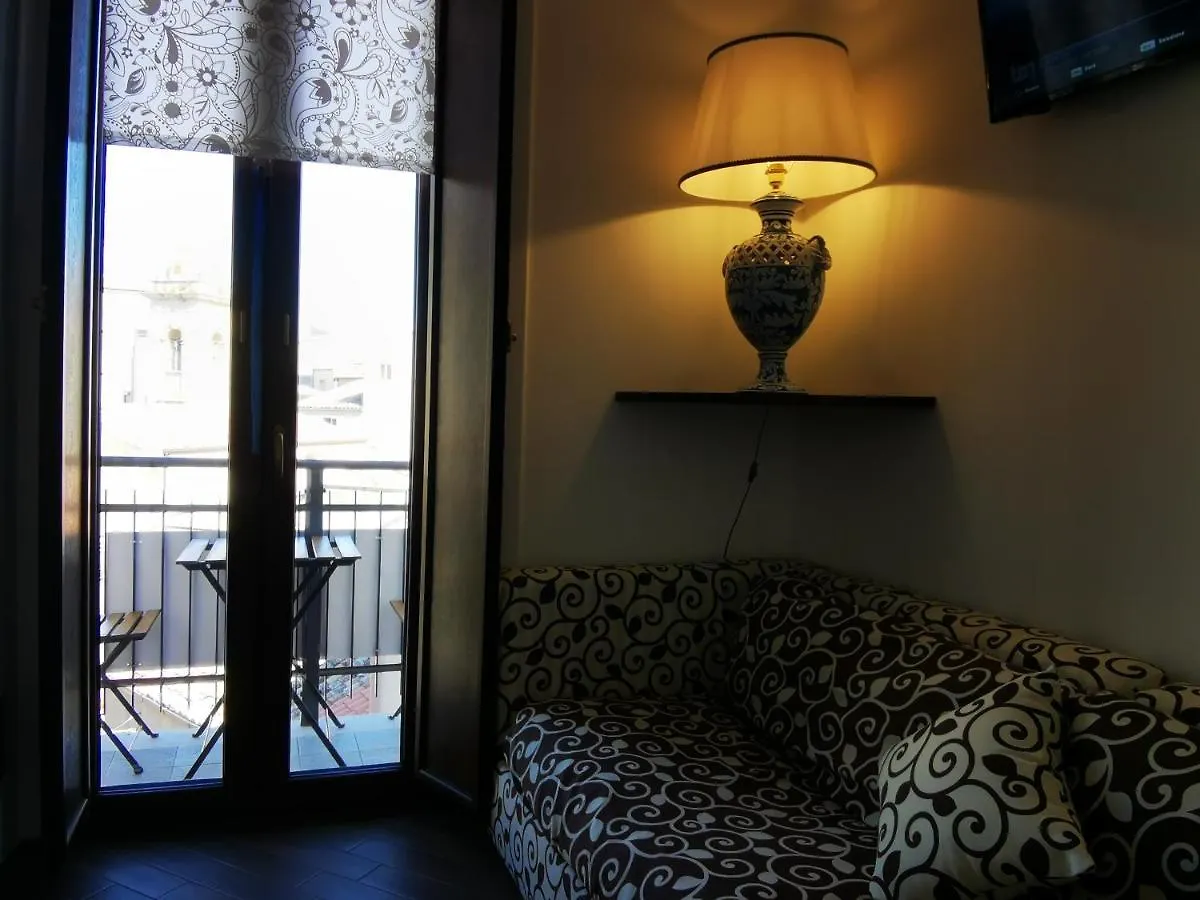 Centro Sicilia Rooms-Suites & Terrace Enna Bed & Breakfast