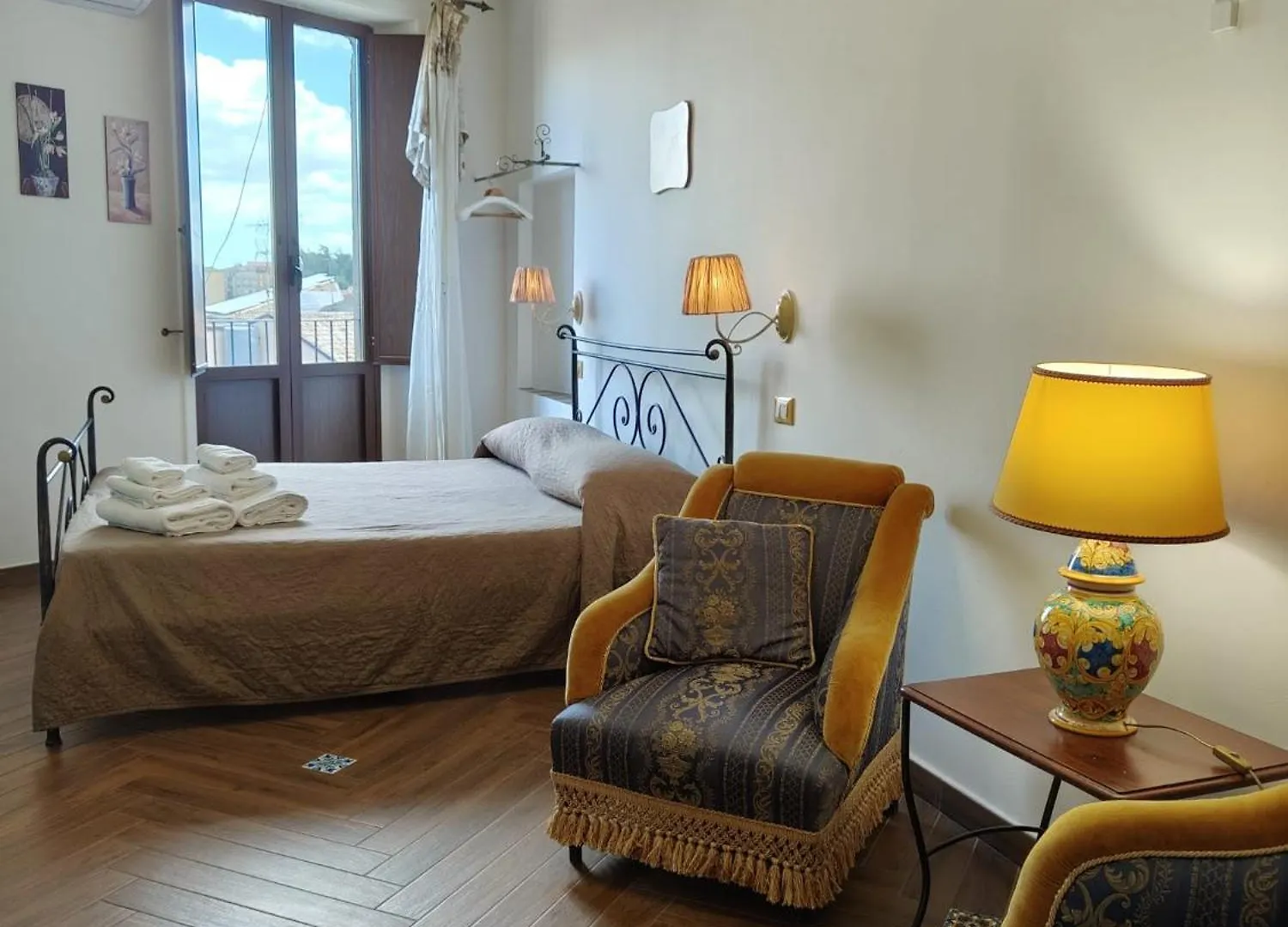 Centro Sicilia Rooms-Suites & Terrace Enna Bed & Breakfast